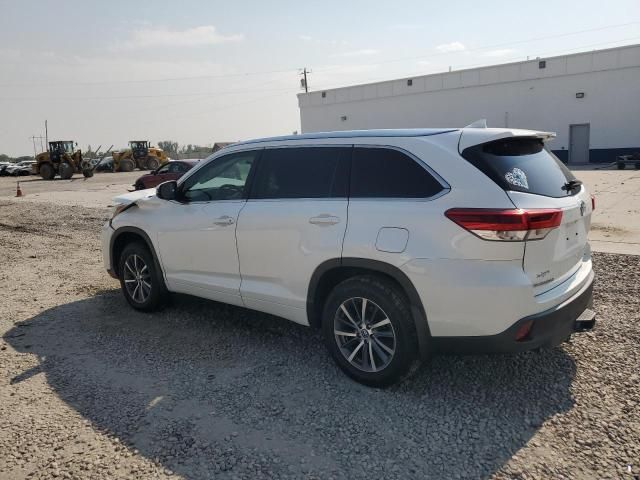 2018 Toyota Highlander SE