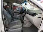 2012 Volkswagen Routan SE