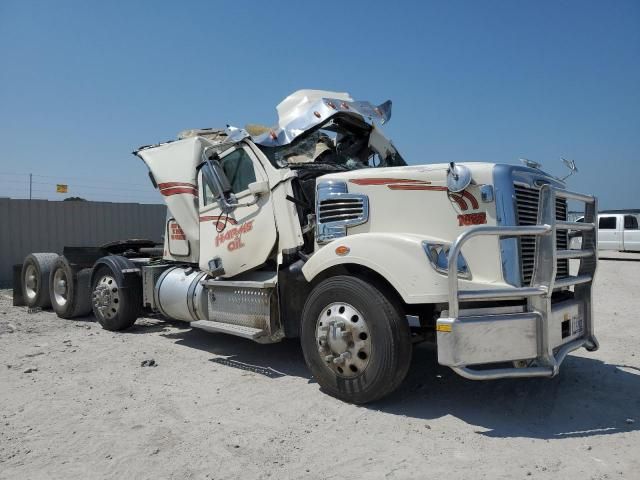 2018 Freightliner 122SD