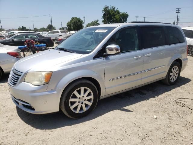 2011 Chrysler Town & Country Touring L