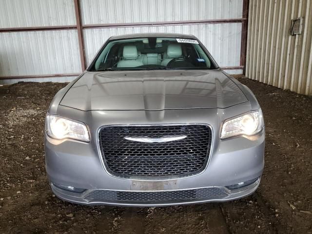 2018 Chrysler 300 Limited