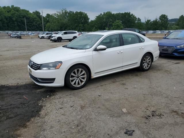 2012 Volkswagen Passat SEL