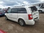 2013 Chrysler Town & Country Touring L