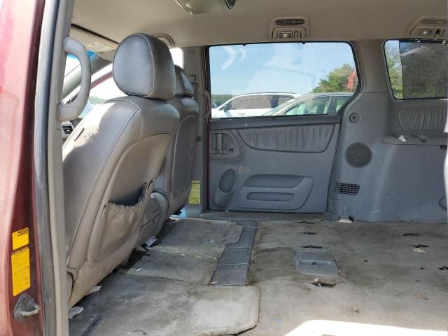 2005 Toyota Sienna XLE