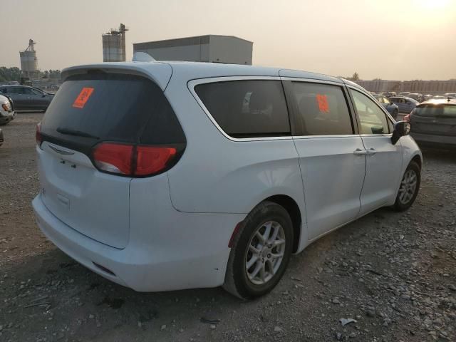 2017 Chrysler Pacifica LX