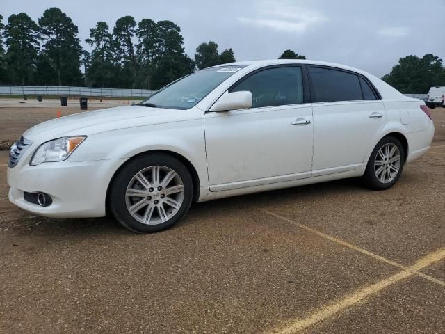 2010 Toyota Avalon XL