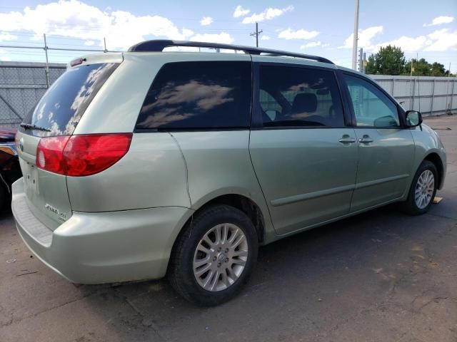 2008 Toyota Sienna LE