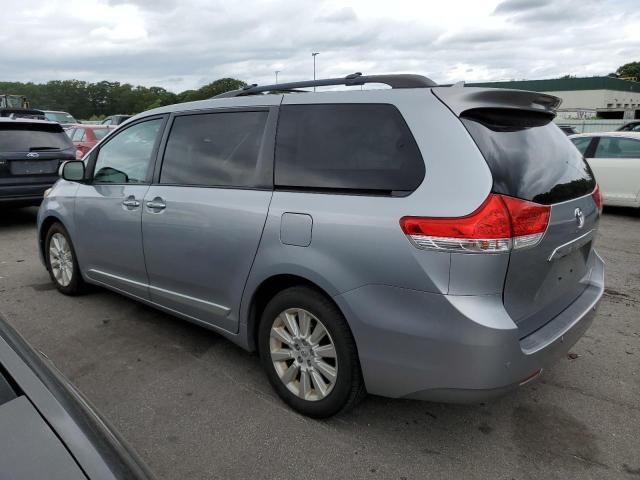 2012 Toyota Sienna XLE