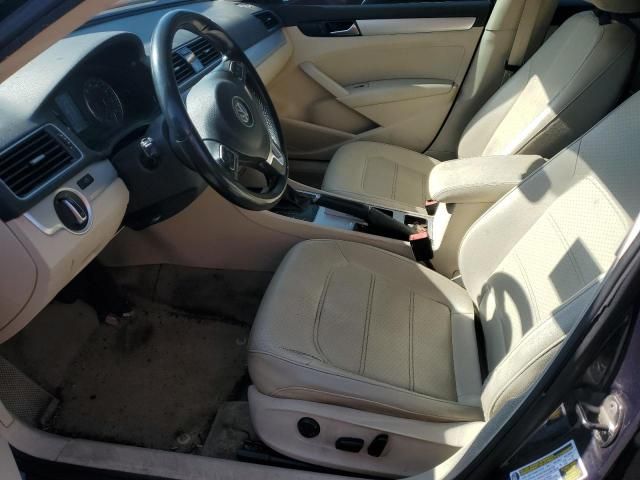 2012 Volkswagen Passat SE