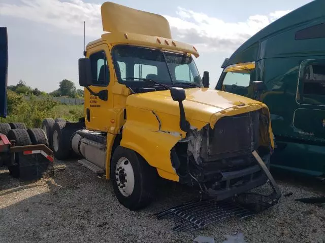 2015 Freightliner Cascadia 125