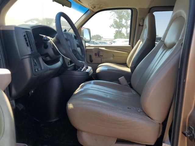 2003 Chevrolet Express G2500