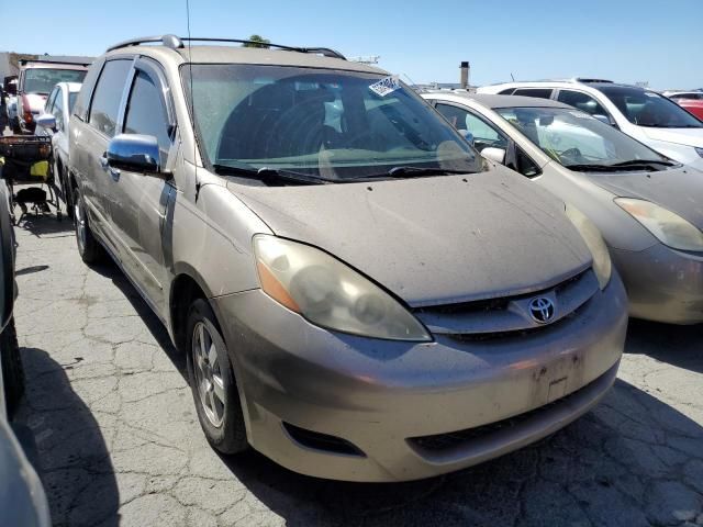 2006 Toyota Sienna CE