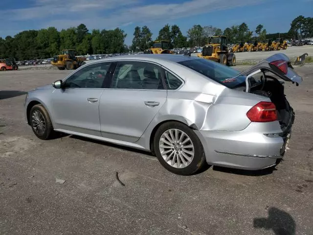 2016 Volkswagen Passat SE