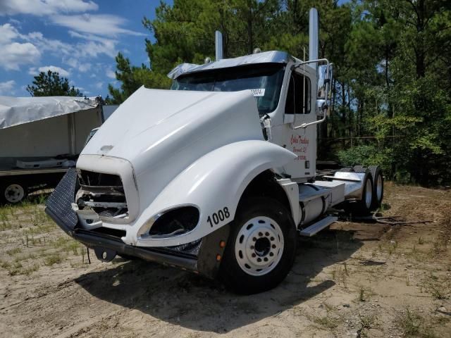 2006 Freightliner Conventional Columbia