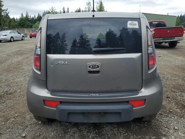 2011 KIA Soul +