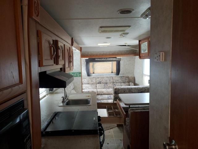 2005 Coachmen Catalina