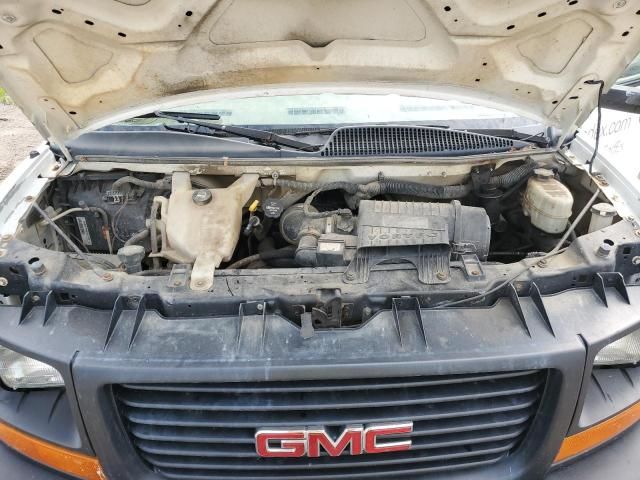 2016 GMC Savana Cutaway G3500