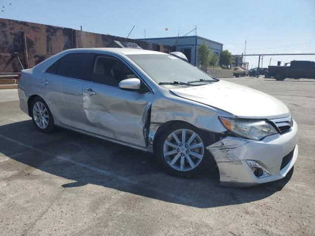 2014 Toyota Camry Hybrid