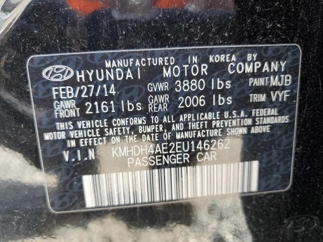 2014 Hyundai Elantra SE