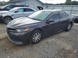 Carros dañados por inundaciones a la venta en subasta: 2018 Toyota Camry LE