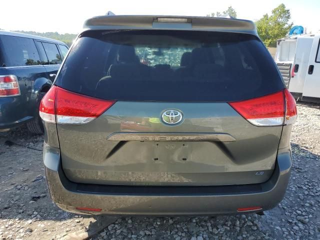 2013 Toyota Sienna LE