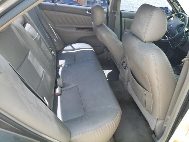 2004 Toyota Camry LE