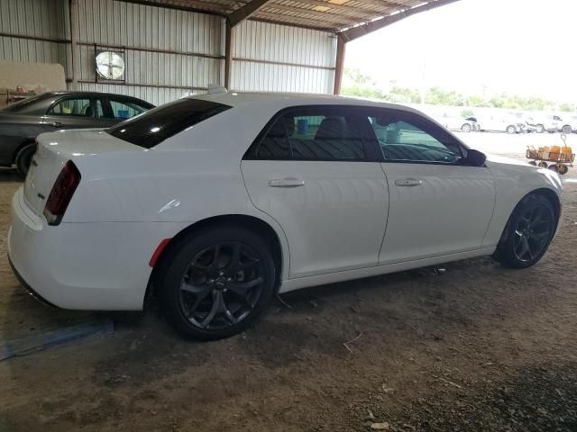 2023 Chrysler 300 Touring