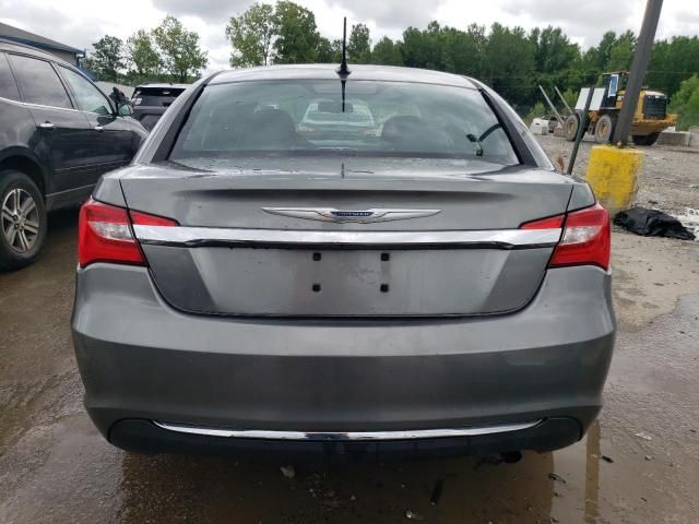 2013 Chrysler 200 Touring