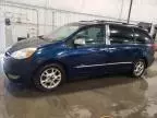 2004 Toyota Sienna XLE