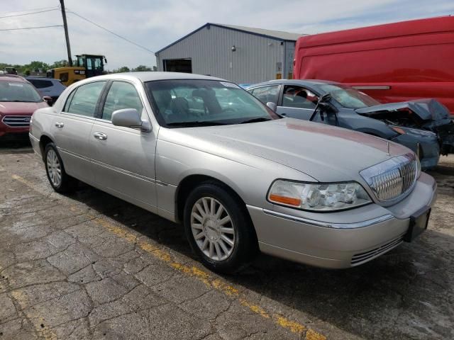 2003 Lincoln Town Car Executive