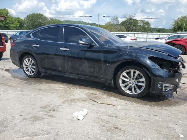 2018 Infiniti Q70 3.7 Luxe