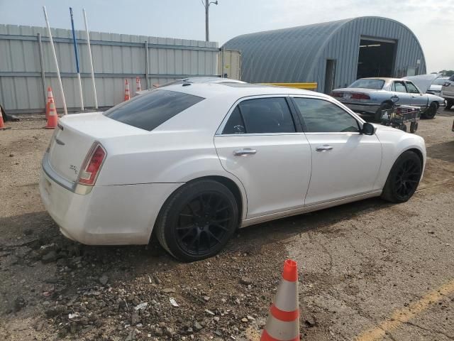 2013 Chrysler 300C Luxury