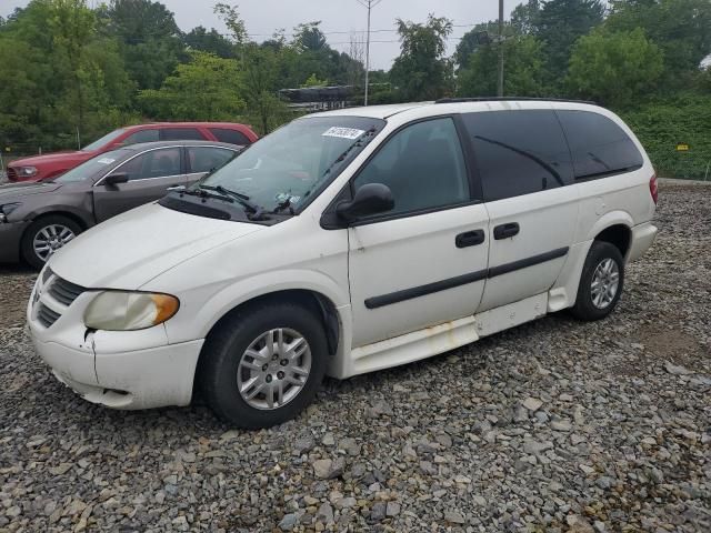 2005 Dodge Grand Caravan SE