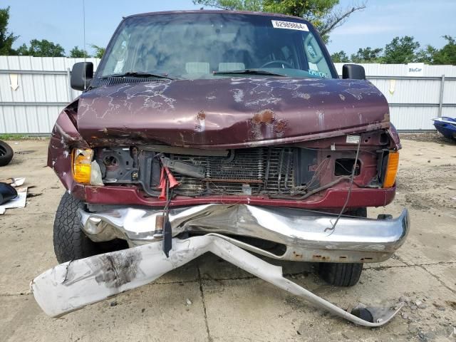 2003 Ford Econoline E350 Super Duty Wagon