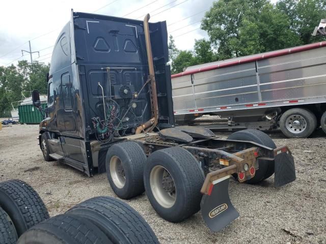 2015 Freightliner Cascadia 125