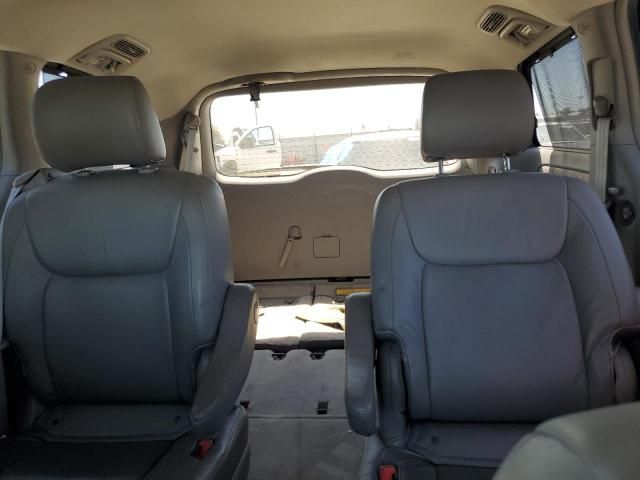 2005 Toyota Sienna XLE