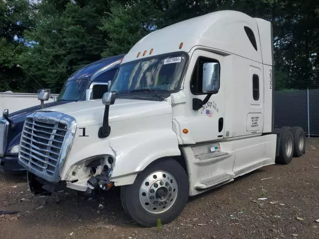 2017 Freightliner Cascadia 125