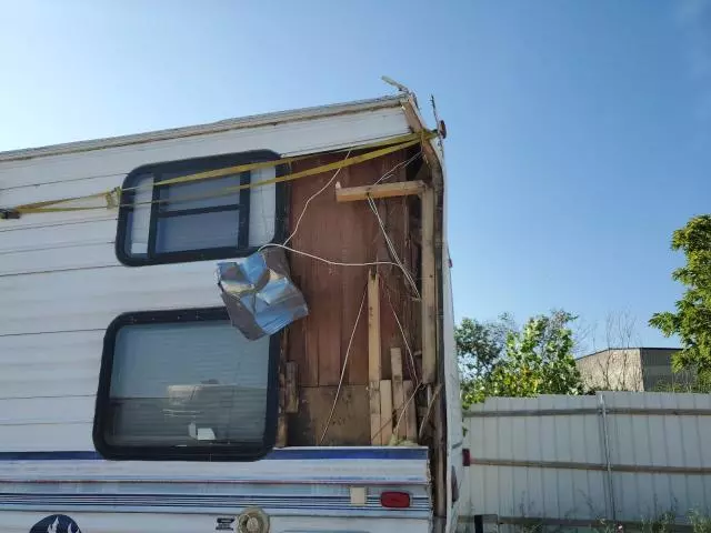 2000 Salem Travel Trailer