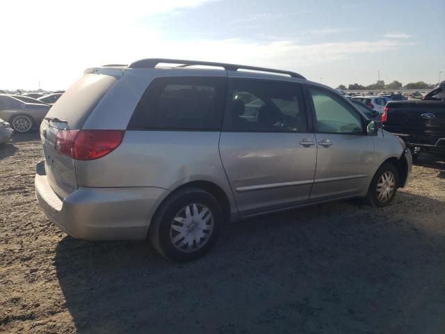 2009 Toyota Sienna CE