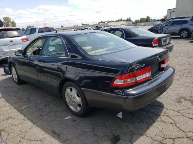 2000 Lexus ES 300