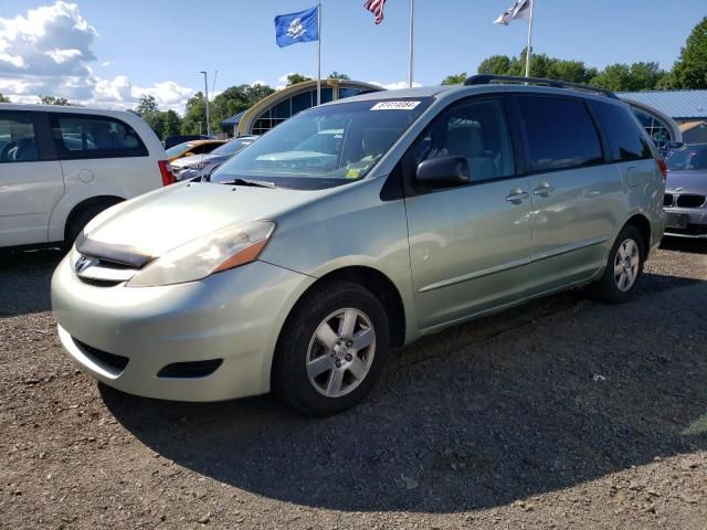 2006 Toyota Sienna CE