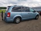 2010 Chrysler Town & Country Touring