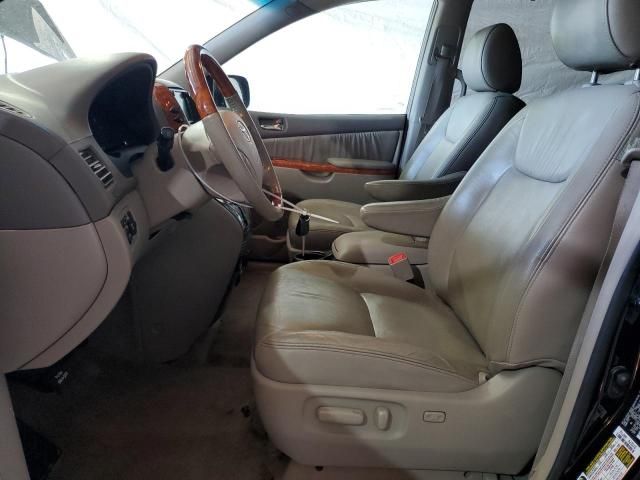 2009 Toyota Sienna XLE