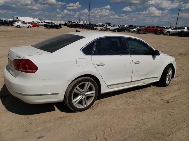 2013 Volkswagen Passat SEL