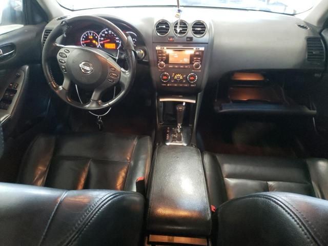 2010 Nissan Altima Base