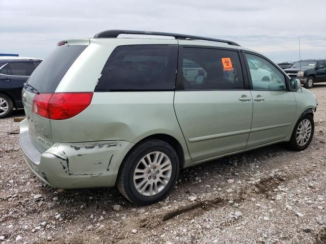 2008 Toyota Sienna XLE