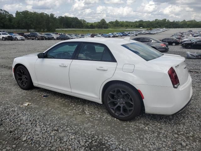 2019 Chrysler 300 Touring