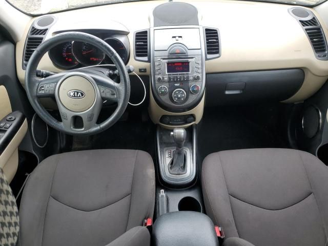 2011 KIA Soul +