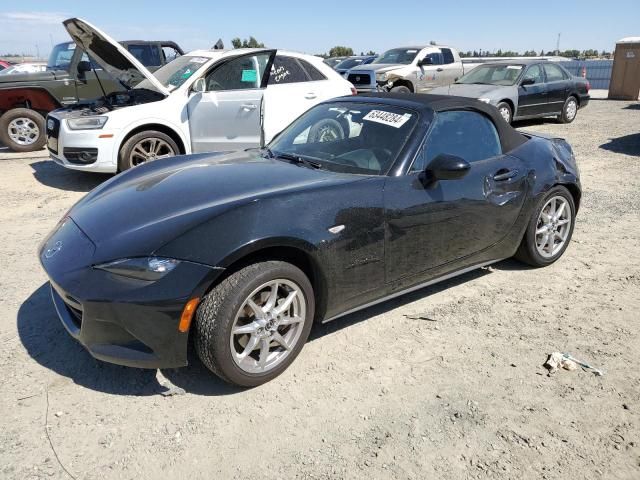 2016 Mazda MX-5 Miata Sport