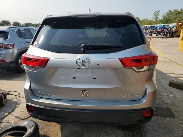 2019 Toyota Highlander SE